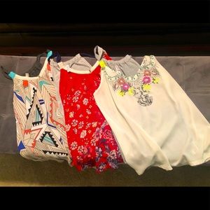 Bundle of 3 Xhilaration tank tops